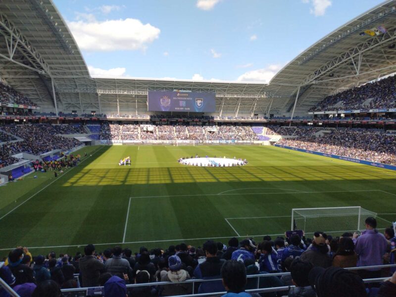 広島に新しいサッカースタジアム「エディオンピースウイング広島」が誕生